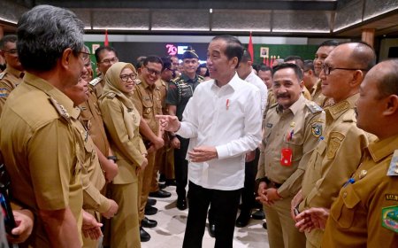 Wakil Bupati Ketapang Farhan Se, Msi Temui President Jokowi  Dalam Arahan Membangun Kota Berkonsep Masa Depan