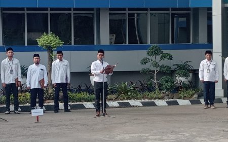 PLN Nusantara Power UP Bukit Asam Gelar Upacara Peringati Hari Listrik Nasional ke 79 dan Hari Sumpah Pemuda Tahun 2024