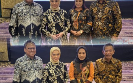Bupati dan Wakil Bupati Ketapang Pererat Silaturahmi di Acara Buka Puasa Bersama DR. Oesman Sapta