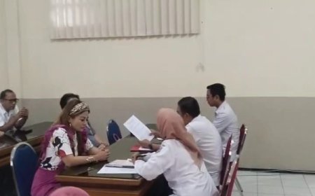 Disnakertrans Jatim Panggil Pengusaha Diduga Menahan Ijazah 31 Eks Karyawan