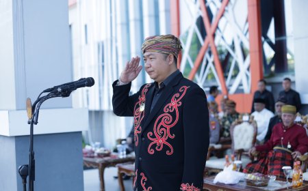 Pemda Ketapang Gelar Upacara Hardiknas 2025, Perkuat Komitmen Pendidikan Inklusif dan Bermutu