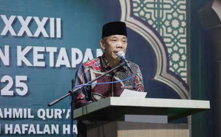Wakil Bupati Ketapang janjikan bonus untuk kafilah berprestasi di MTQ Kalbar. Seleksi diadakan demi pembinaan qori dan qoriah unggul.