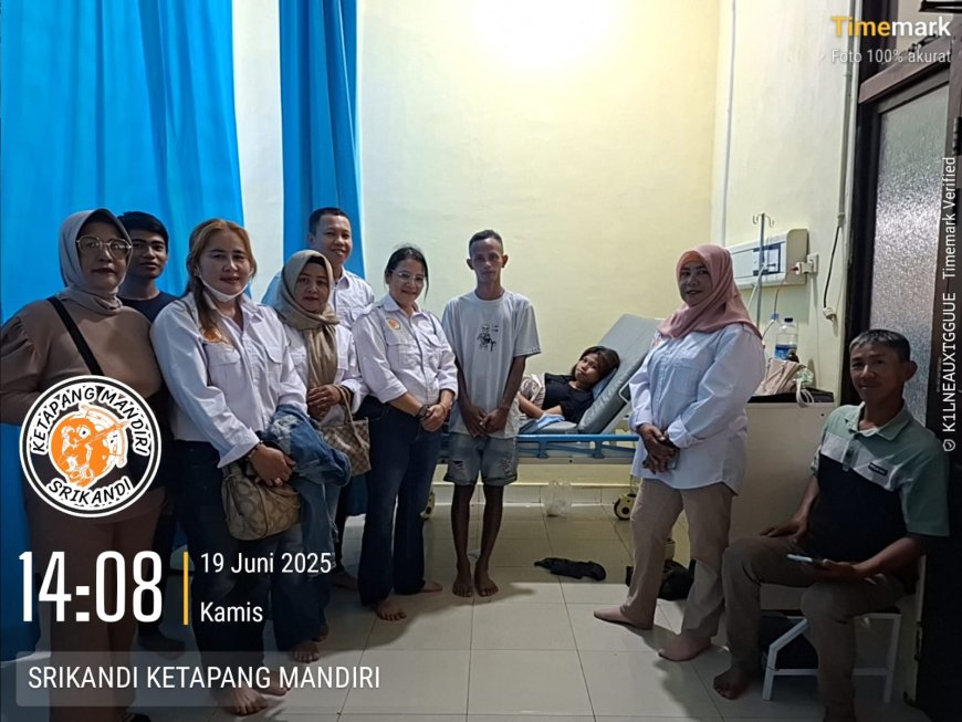 Ketua Srikandi Ketapang Mandiri Reny Rey Beserta Anggota Berikan Dukungan untuk Ibu dan Bayi di RS Permata Bunda