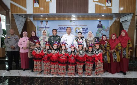Bupati Ketapang Hadiri Pelatihan Merancang Cerita Bergambar dan Launching Buku Kurikulum PAUD