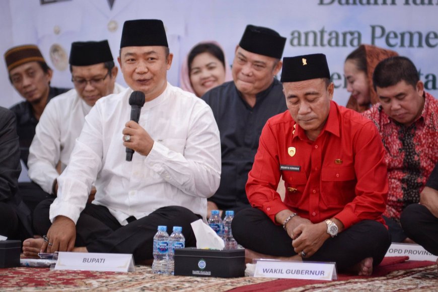 Safari Ramadan di Ketapang, Wagub Kalbar Serahkan Bantuan untuk BAZNAS dan Rumah Ibadah