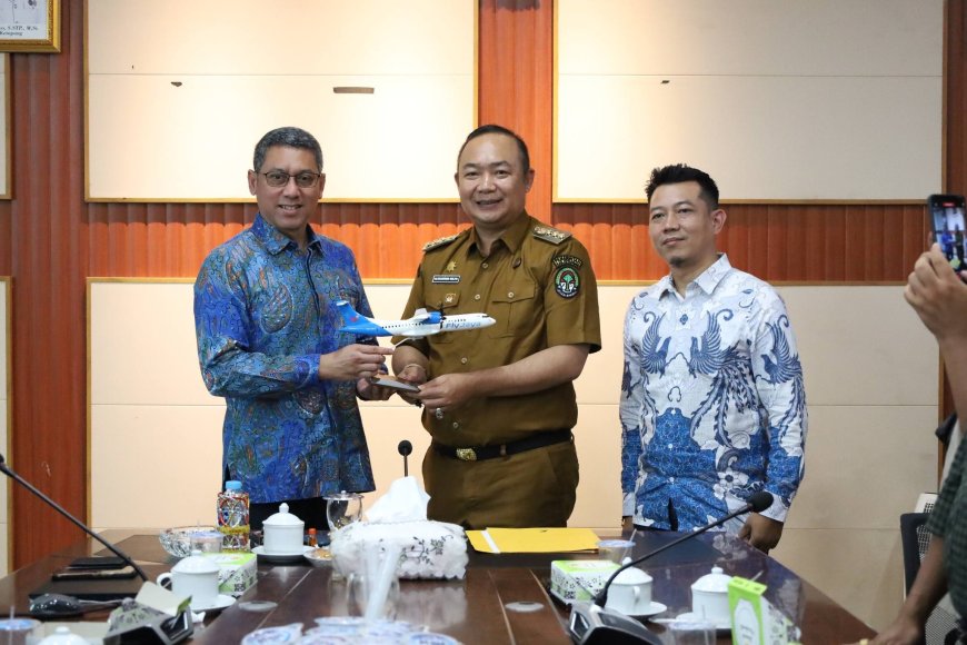 Bupati Ketapang Umumkan Penerbangan Langsung Ketapang–Jakarta Mulai Juni 2026